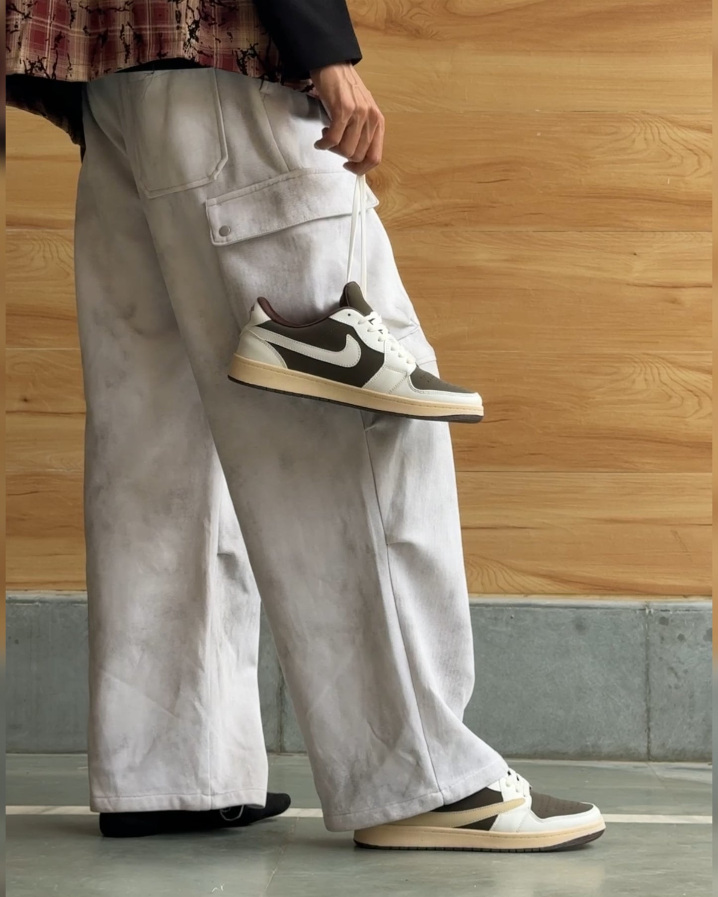 Travis Scott x Air Jordan 1 Low Og Reverse Mocha