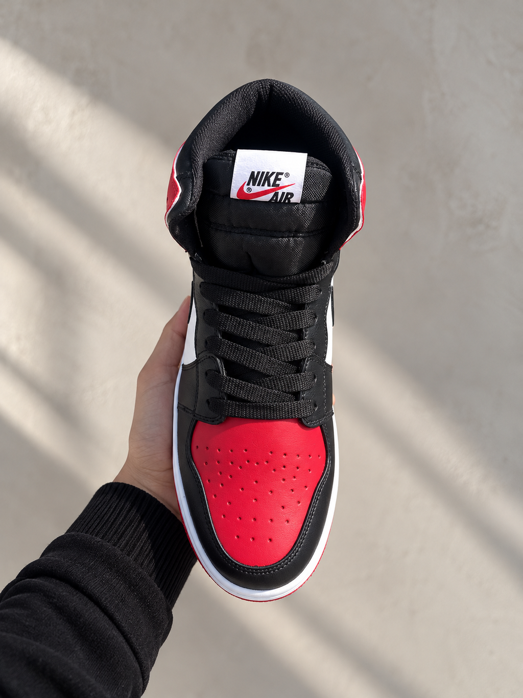 JORDAN 1 RETRO HIGH BRED TOE