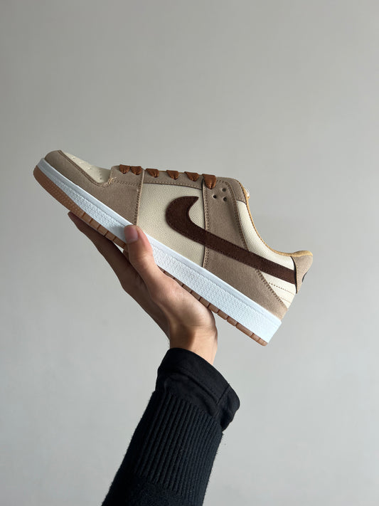 NIKE LOW DUNK AURA BIEGE - LEGENDS SPECIAL